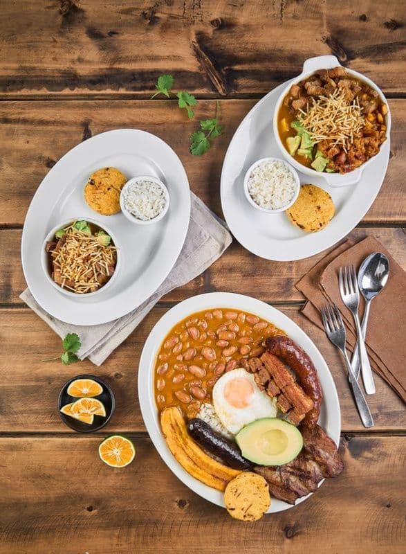 BANDEJA PAISA